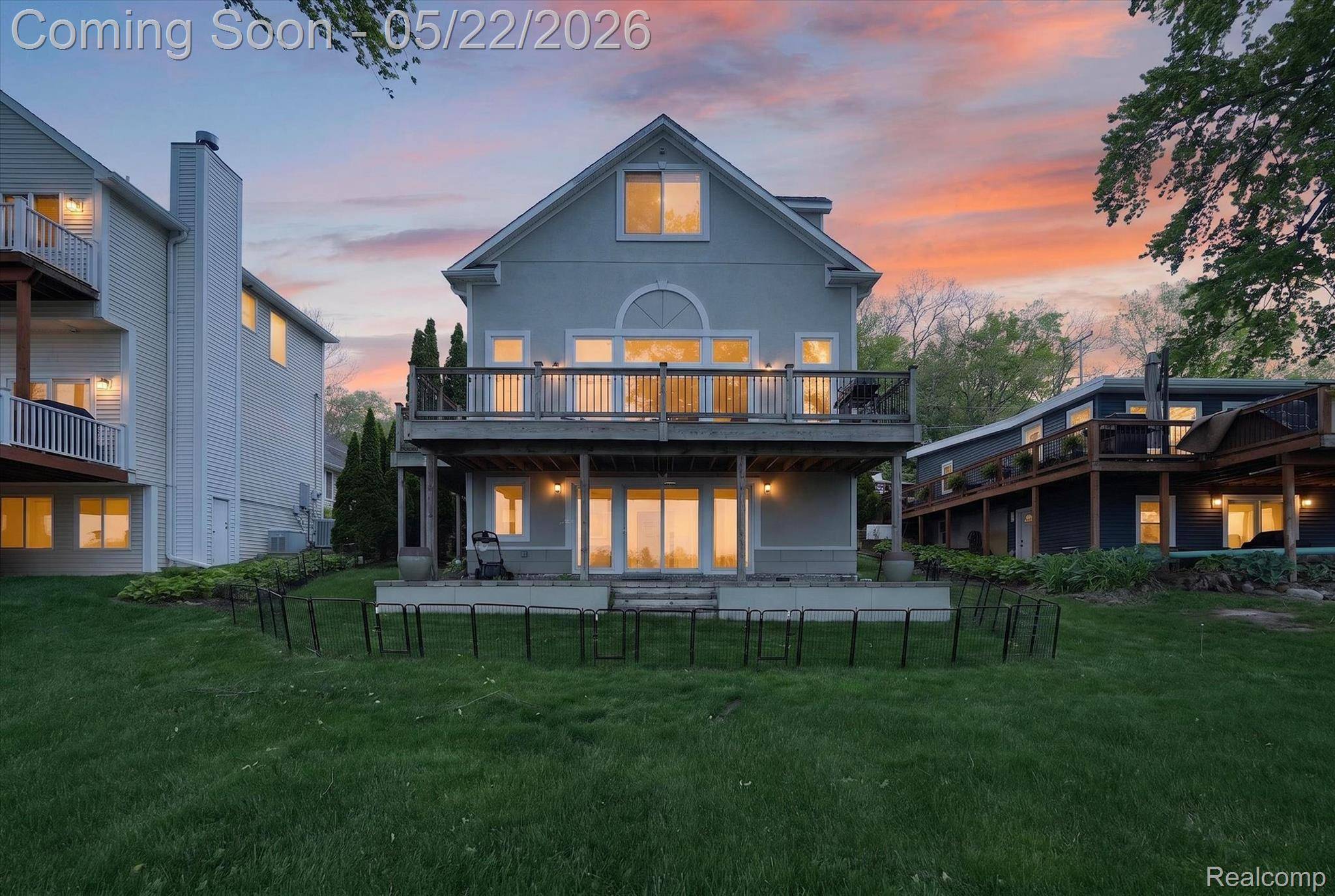 5025 Harp DR, Fenton Charter Township, MI 48451