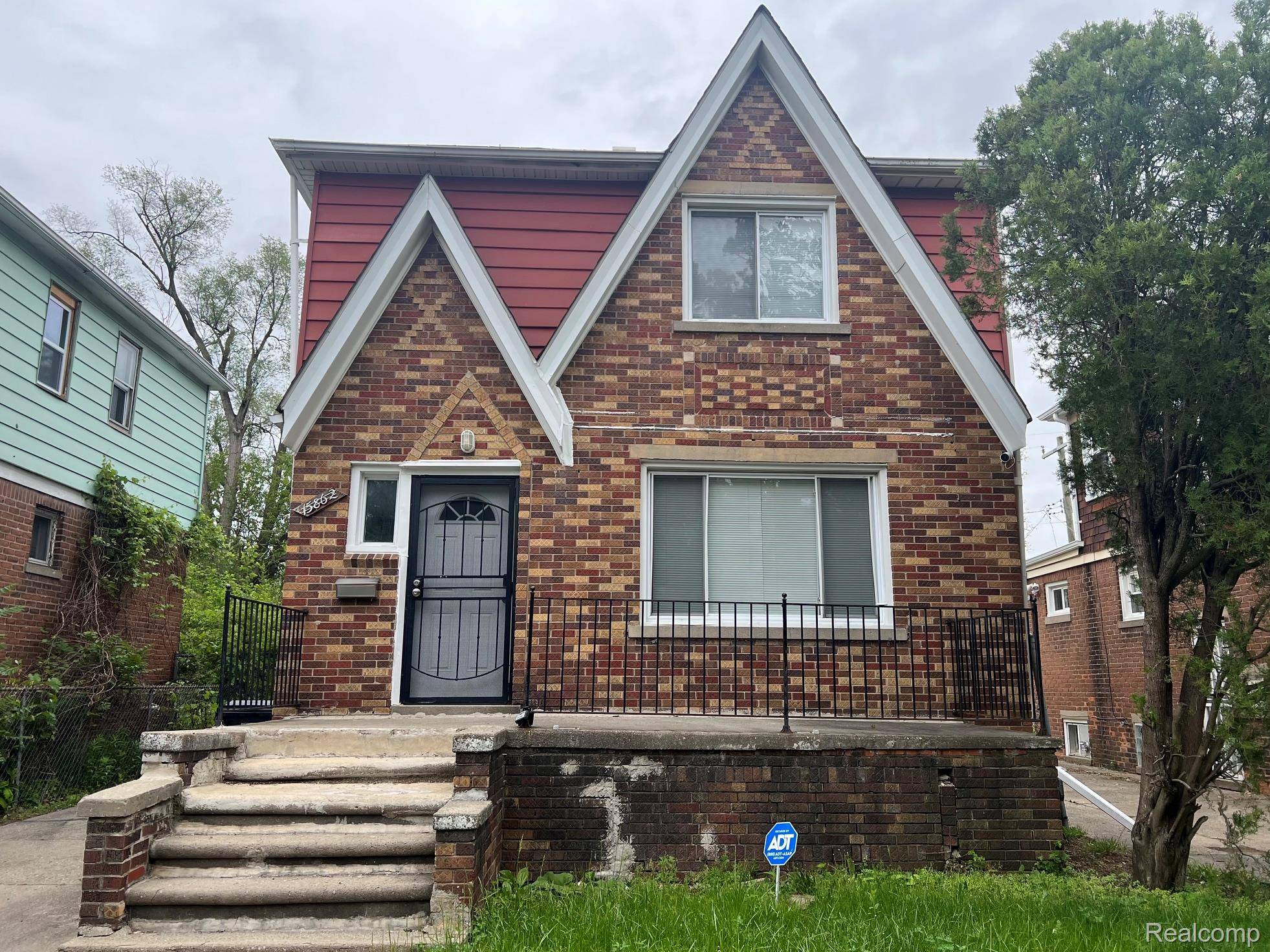 15862 Stansbury ST, Detroit, MI 48227