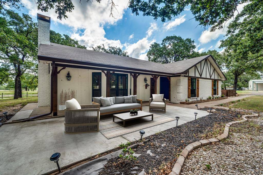 3754 Ft Graham Road, West, TX 76691