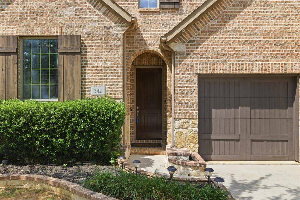 342 Park Hill Lane, Grapevine, TX 76051