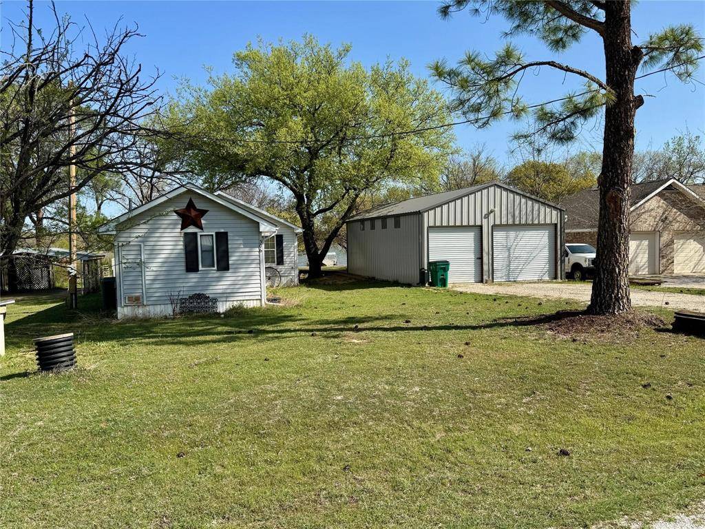 306 Oak Street, Nocona, TX 76255