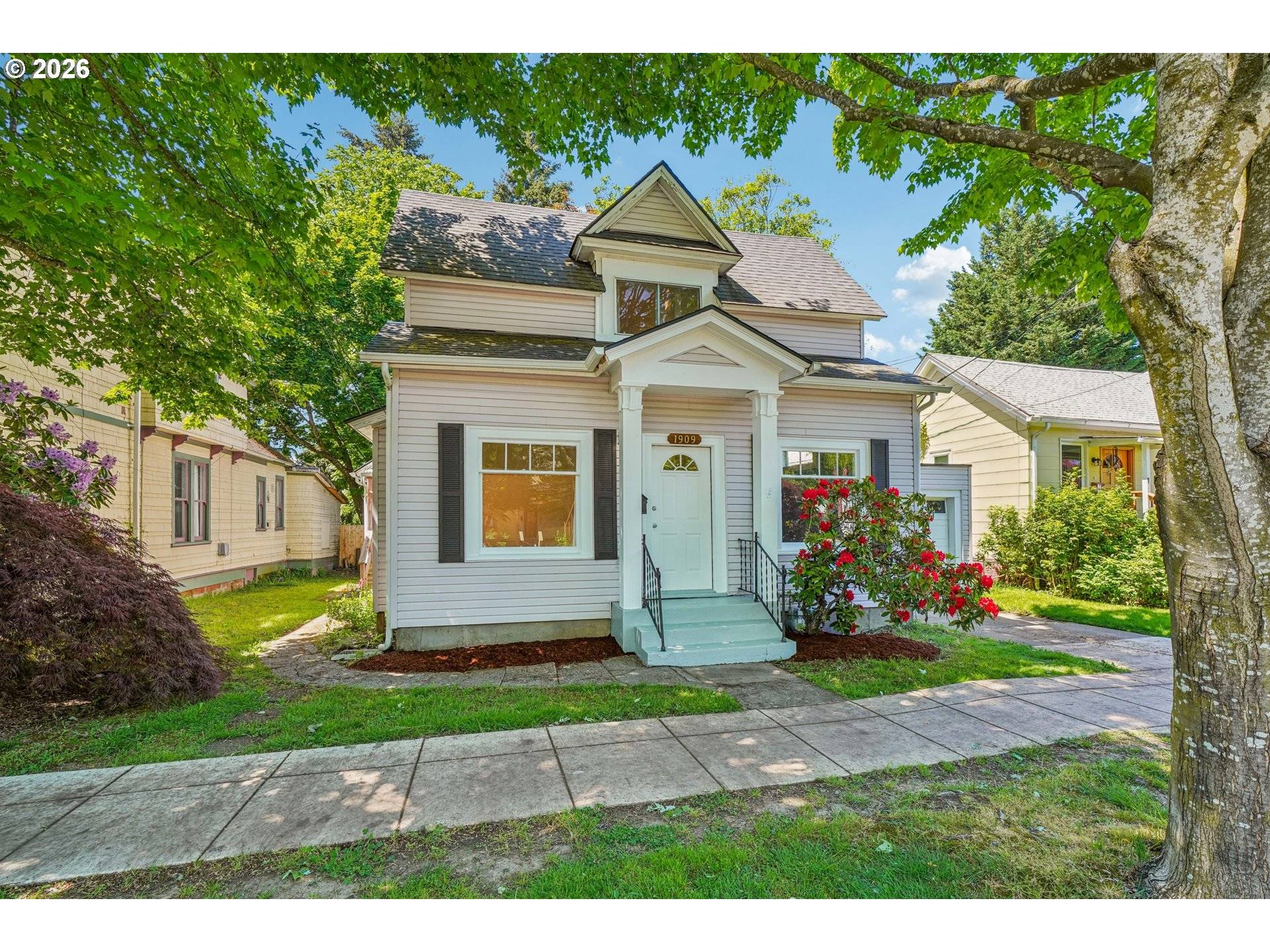 1909 1911 SE 35TH PL, Portland, OR 97214
