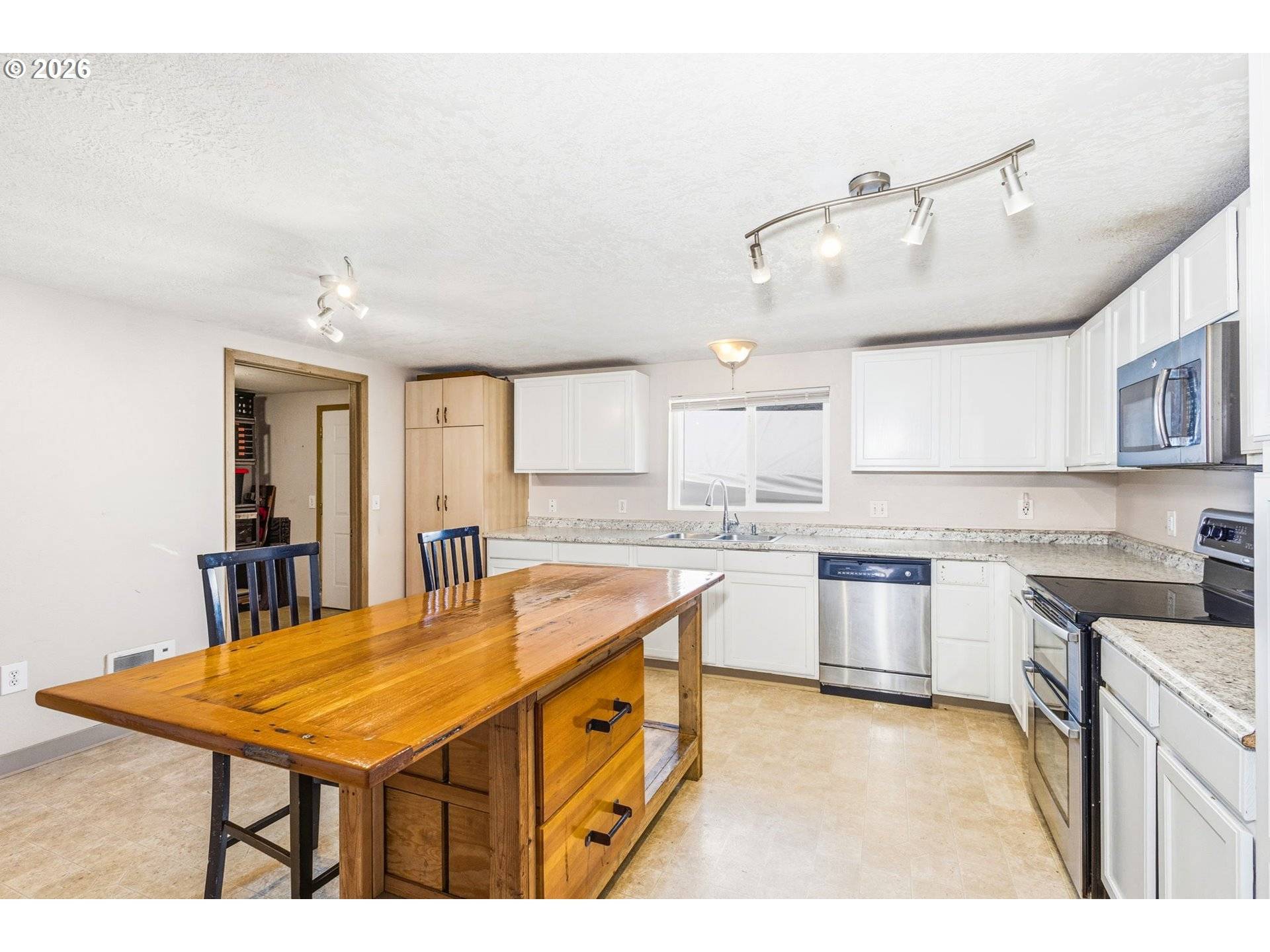 1291 SW HAYTER ST, Dallas, OR 97338
