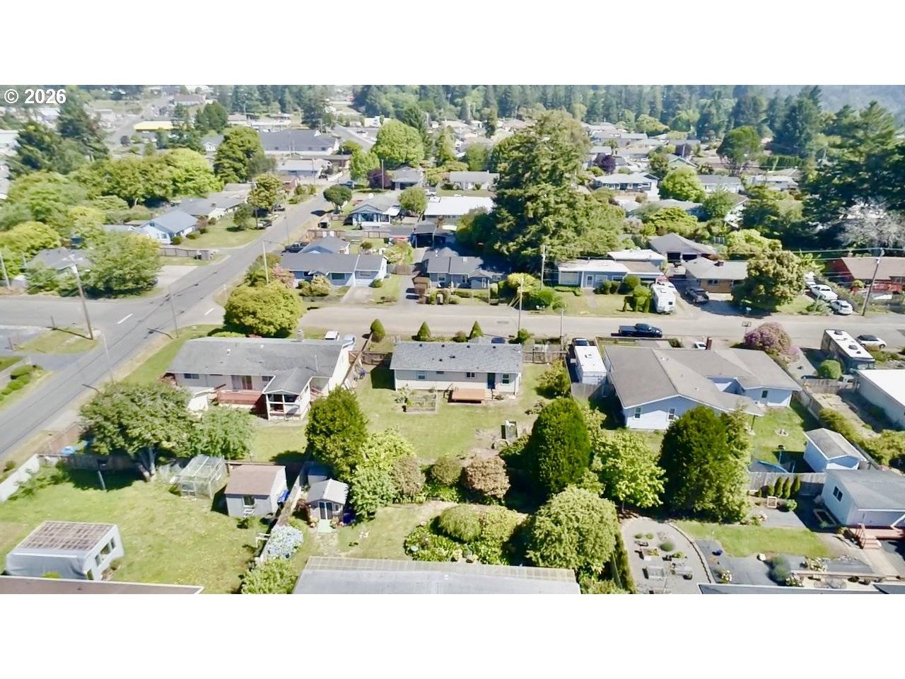 321 MAPLE ST, Brookings, OR 97415