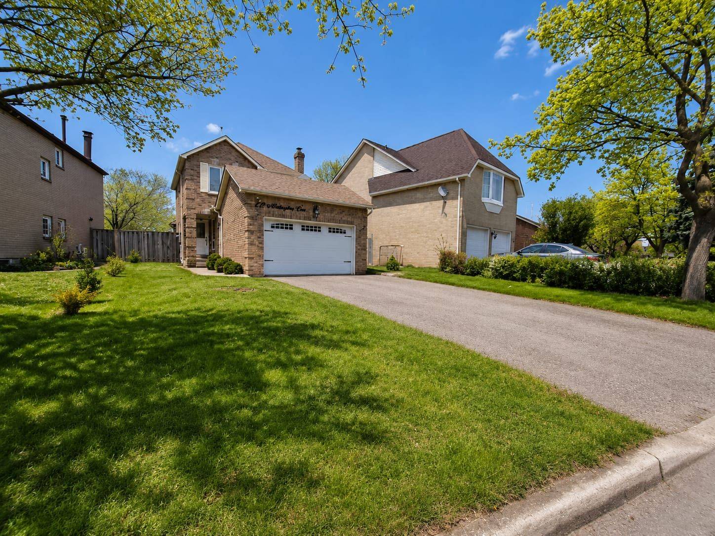 12 Millington CRES, Ajax, ON L1T 1R1