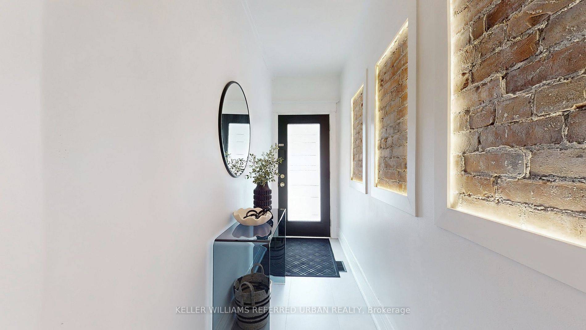 266 Highfield RD #Upper, Toronto E01, ON M4L 2V5