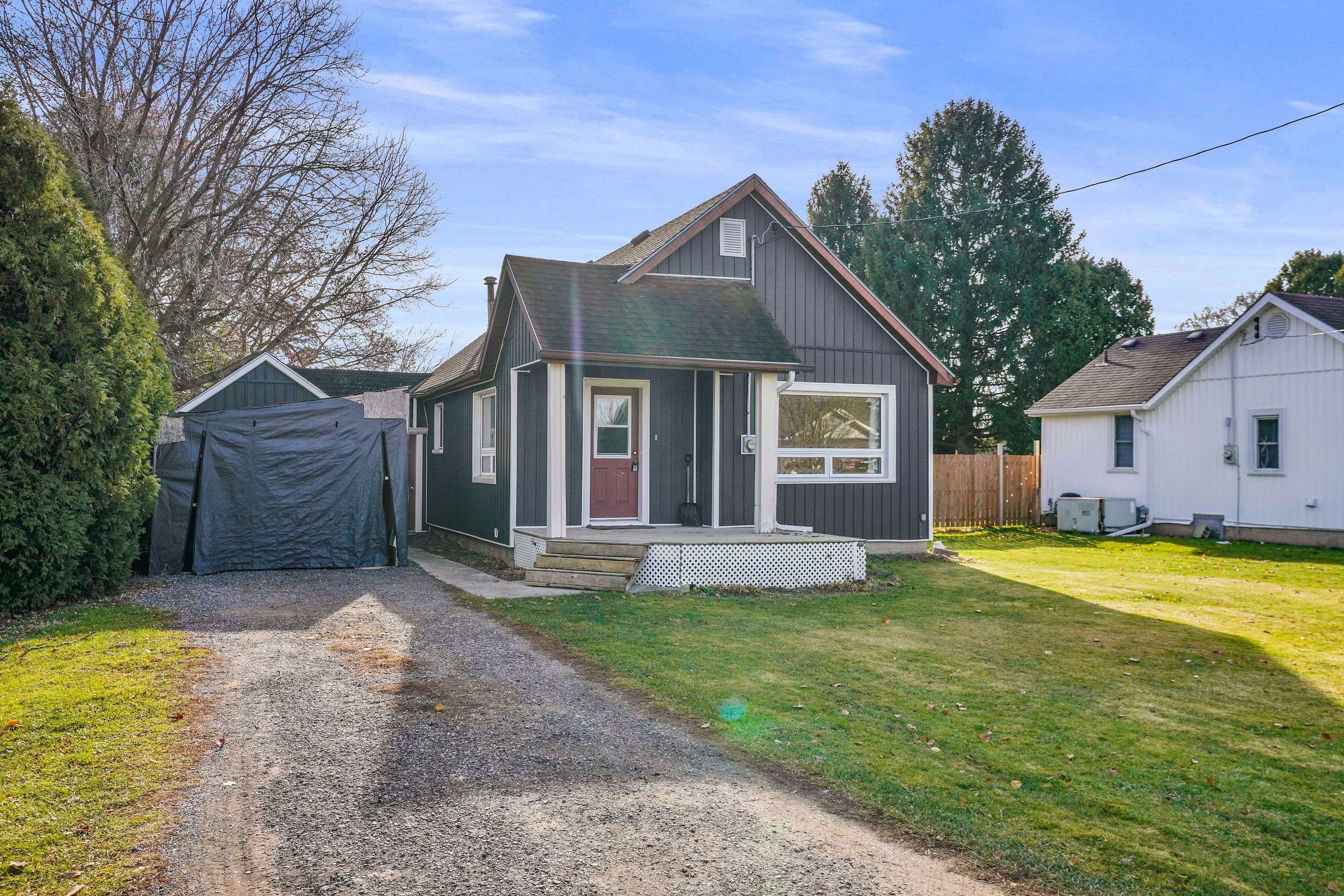 22557 Queens Line, West Elgin, ON N0L 2C0