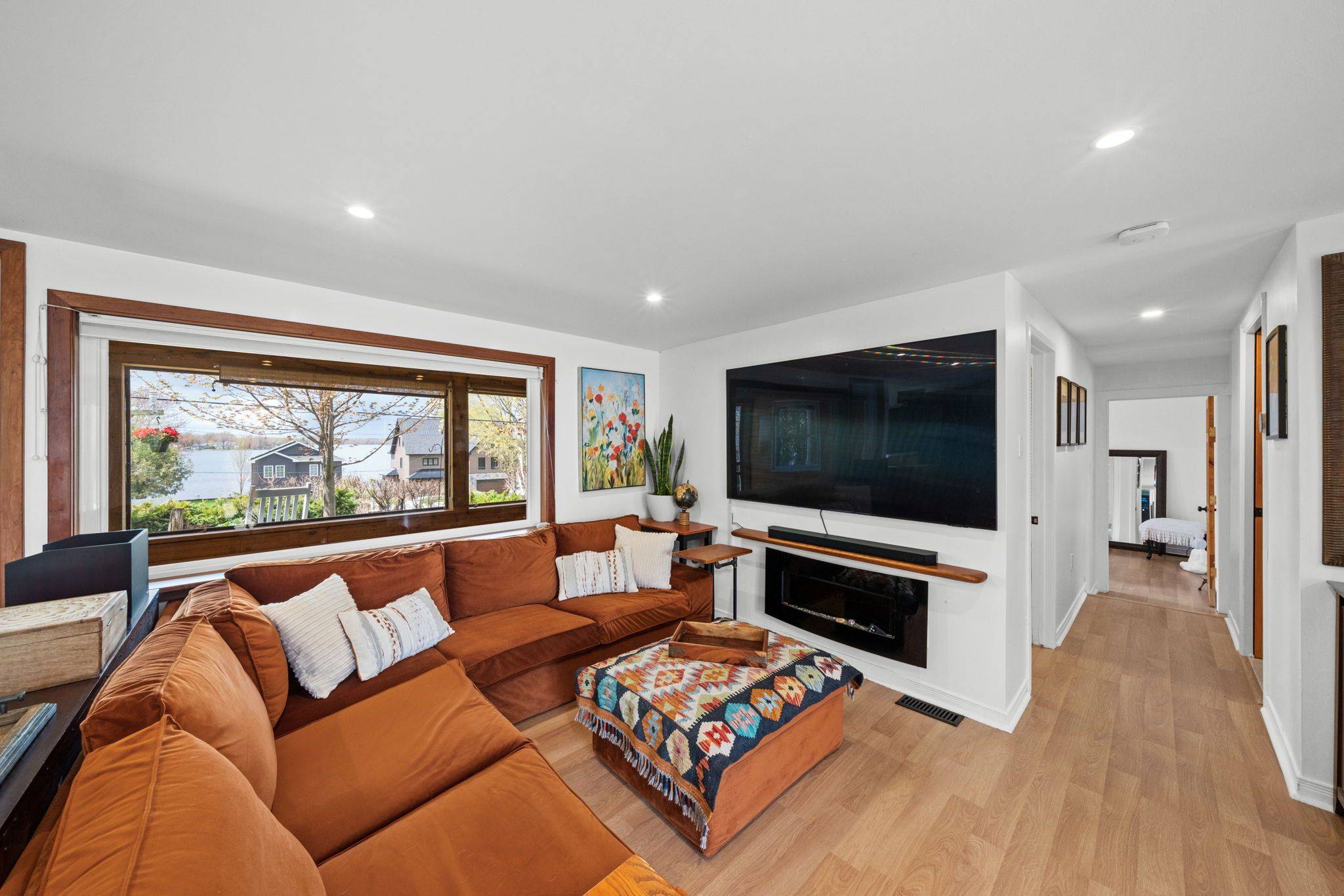 187 Gardiner Shore RD, Beckwith, ON K7C 0C4