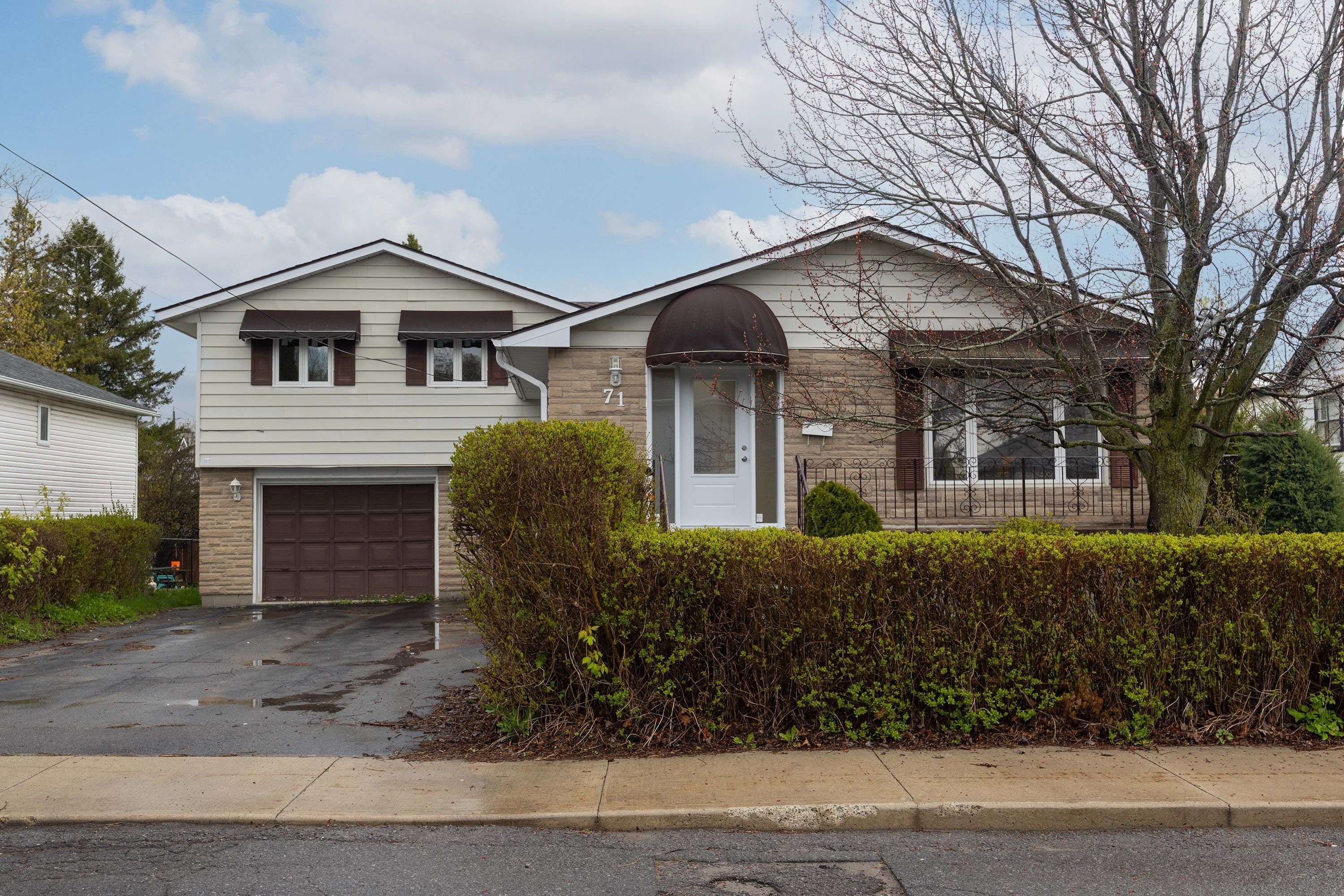 71 Cartwright ST, Kingston, ON K7M 1P6