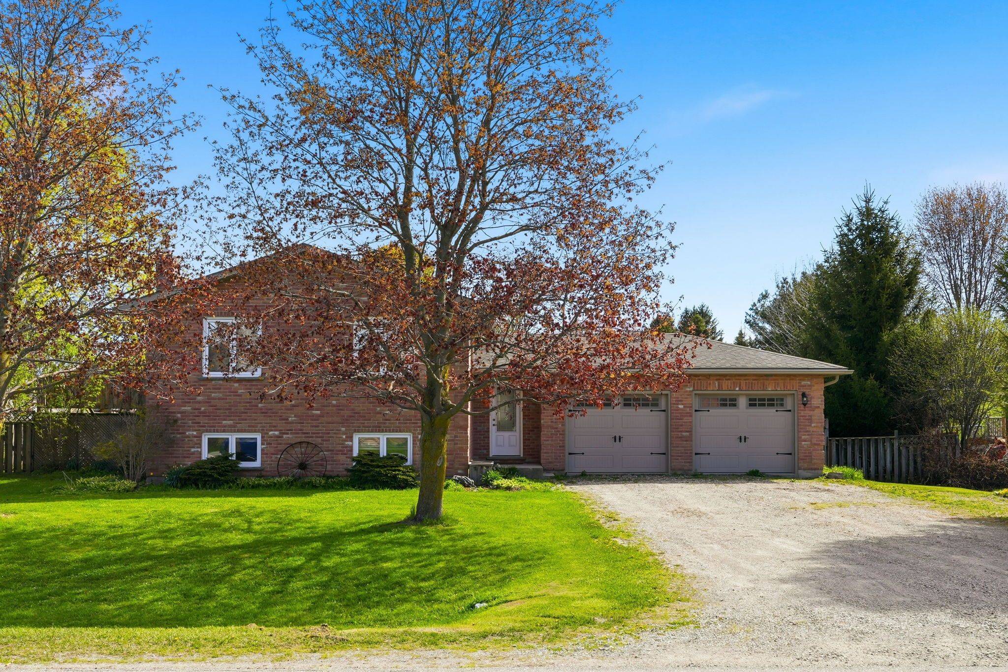 24 Jordan DR, North Huron, ON N0G 1E0