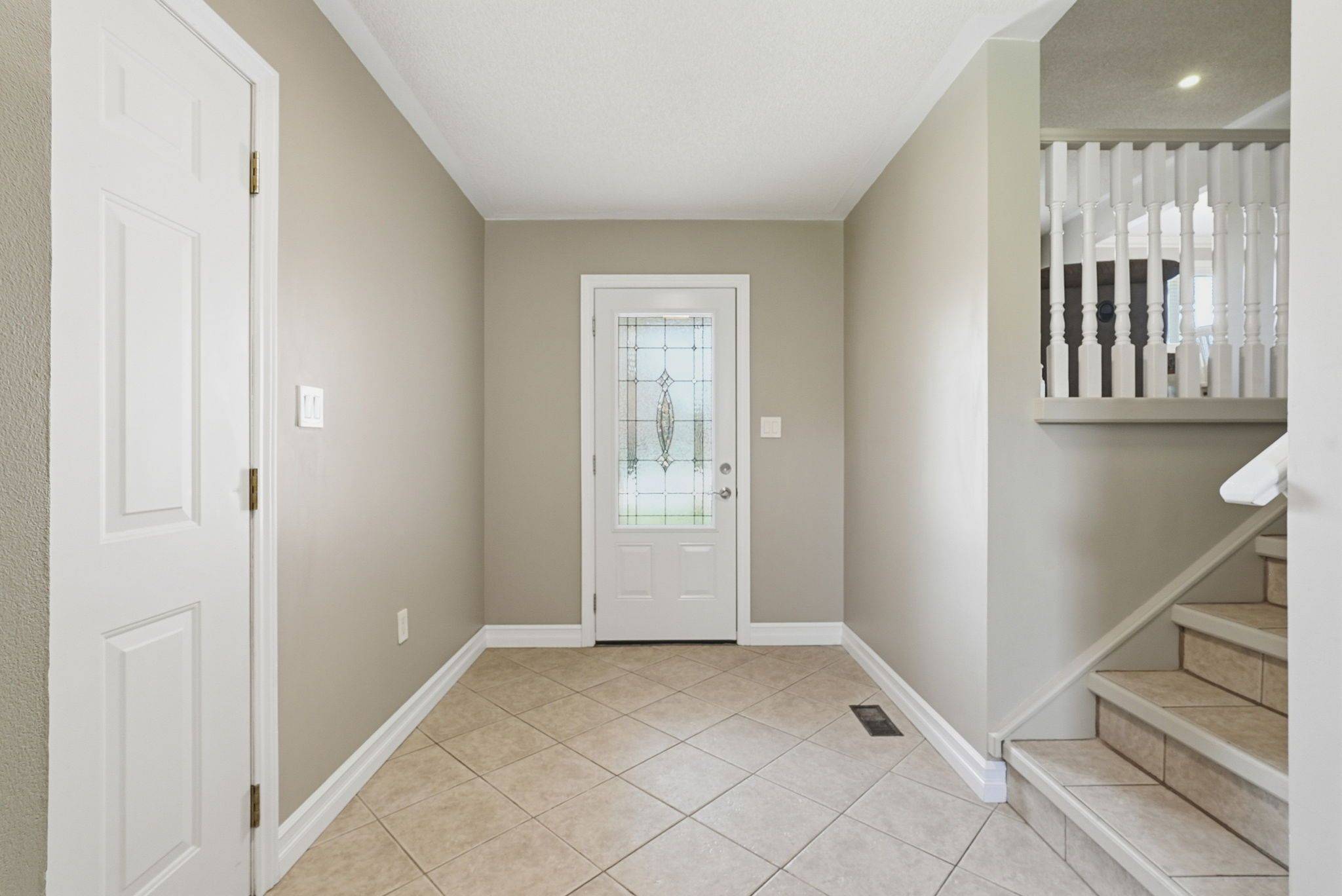 24 Jordan DR, North Huron, ON N0G 1E0