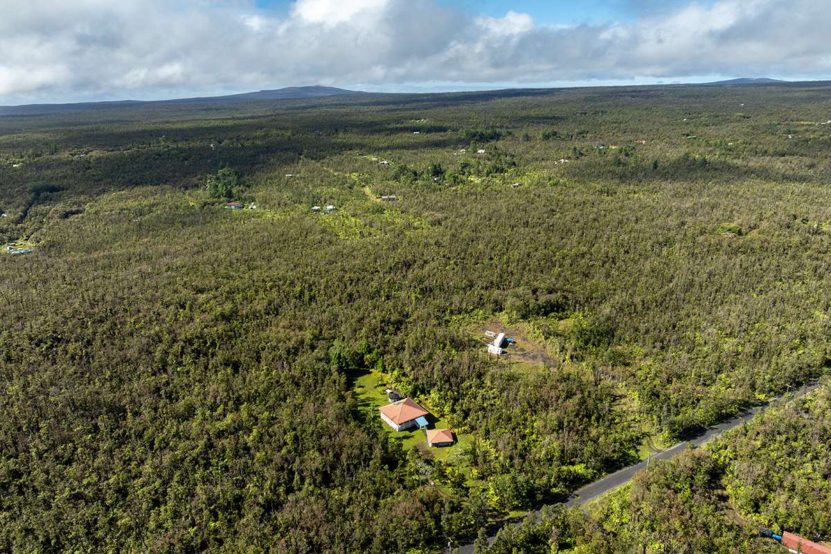 MAKOA RD, Volcano, HI 96785