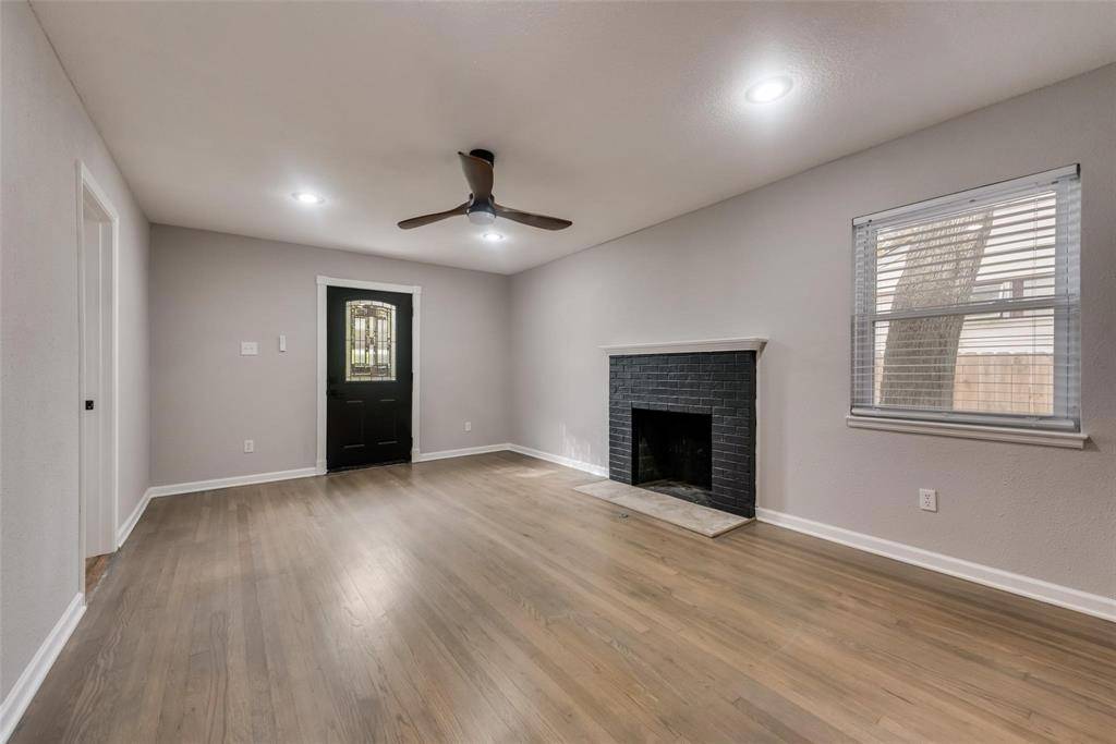 2711 Avon Street, Dallas, TX 75211