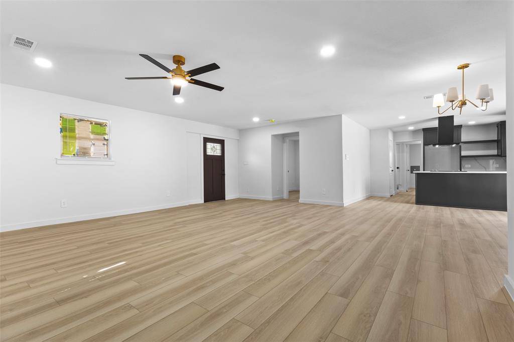 3022 Valwood Parkway, Farmers Branch, TX 75234