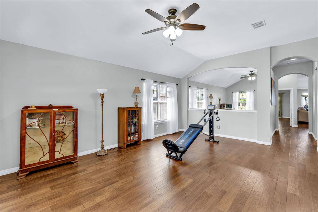 1065 Springhill Drive, Saginaw, TX 76179