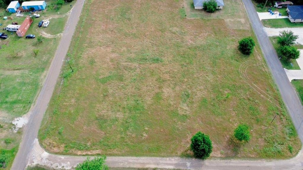 Lots 1-2 W 2nd St, Blooming Grove, TX 76626