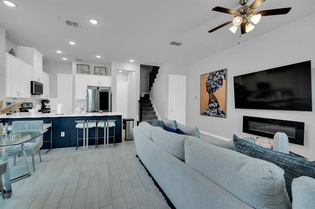 1498 Weston Road, Farmers Branch, TX 75234