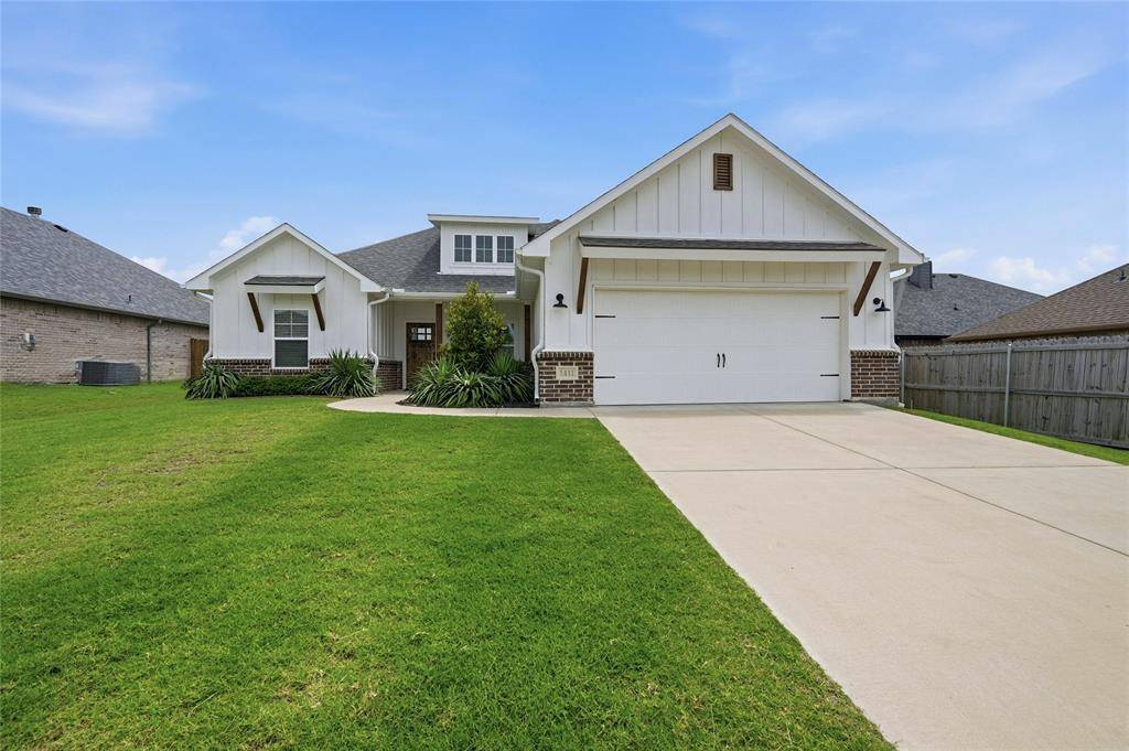 1411 Saratoga Drive, Sherman, TX 75092