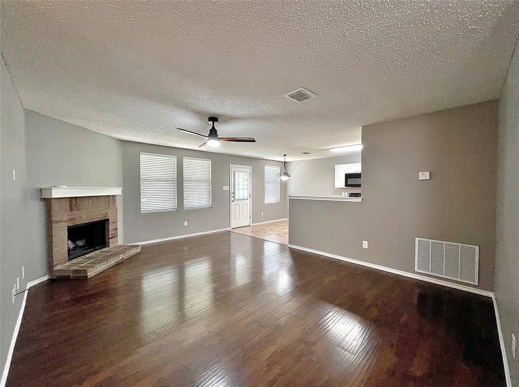 1412 Anna Lea Lane, Burleson, TX 76028