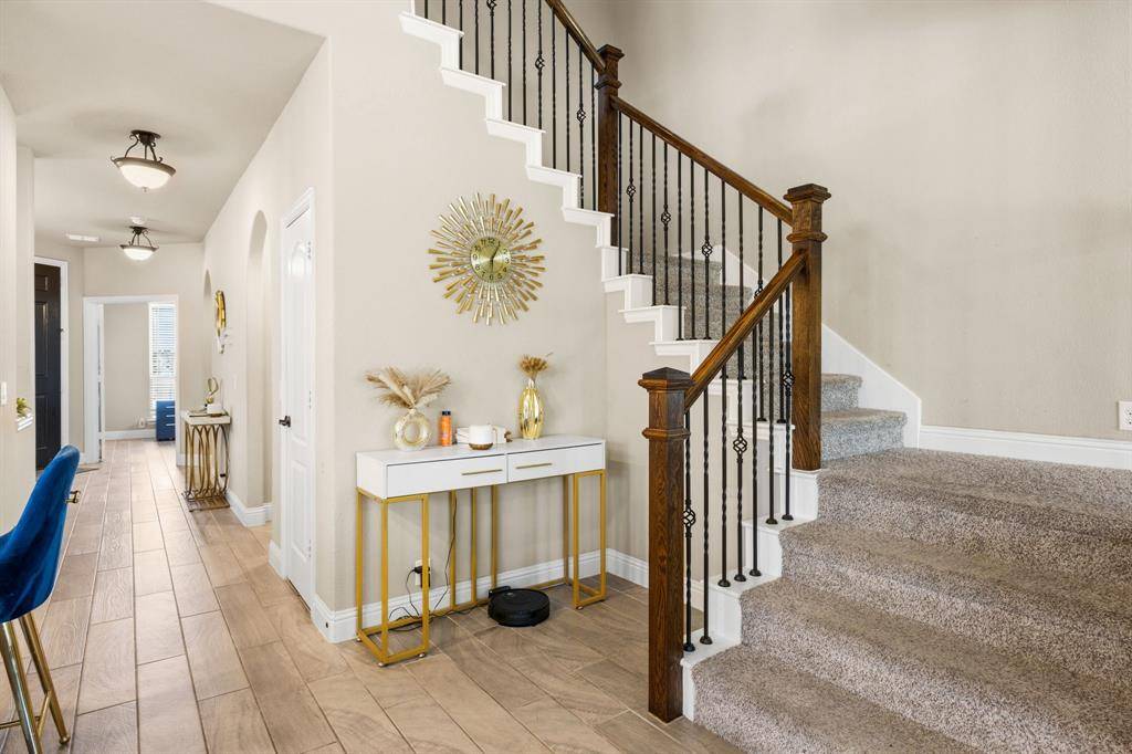 9204 Amistad Lane, Denton, TX 76226
