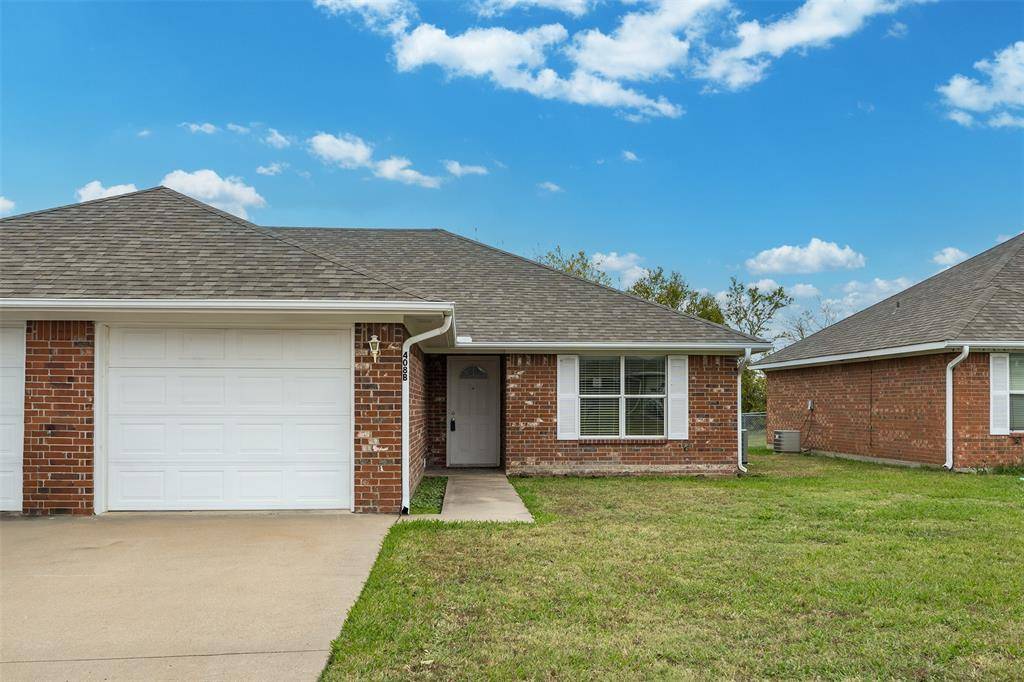 406 B Andrew Drive, Mabank, TX 75147