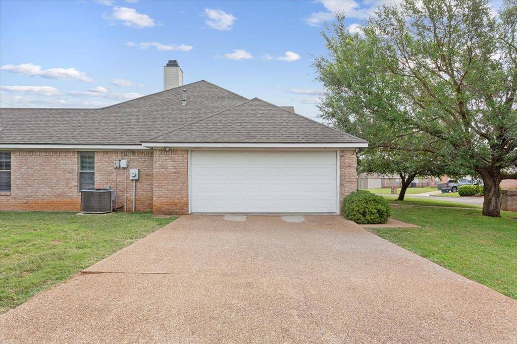 10136 Aragon Drive, Waco, TX 76708