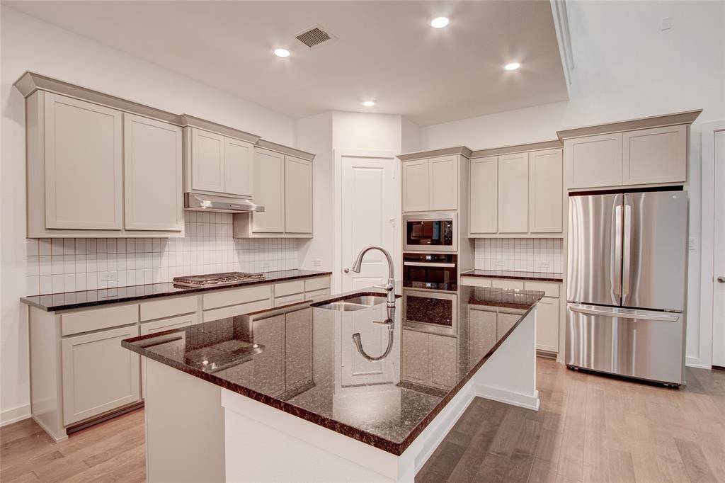 724 Kendall Lane, Celina, TX 75009