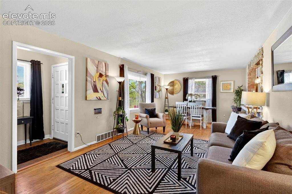 2303 De Soto RD, Pueblo, CO 81003