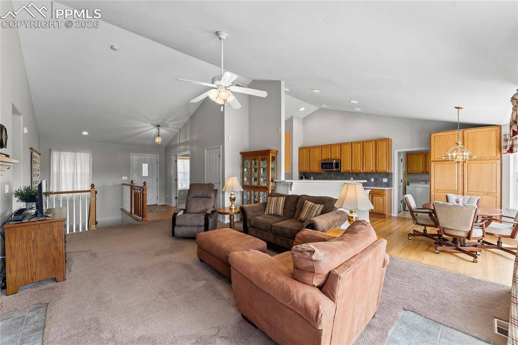 685 Green Gables WAY, Bennett, CO 80102