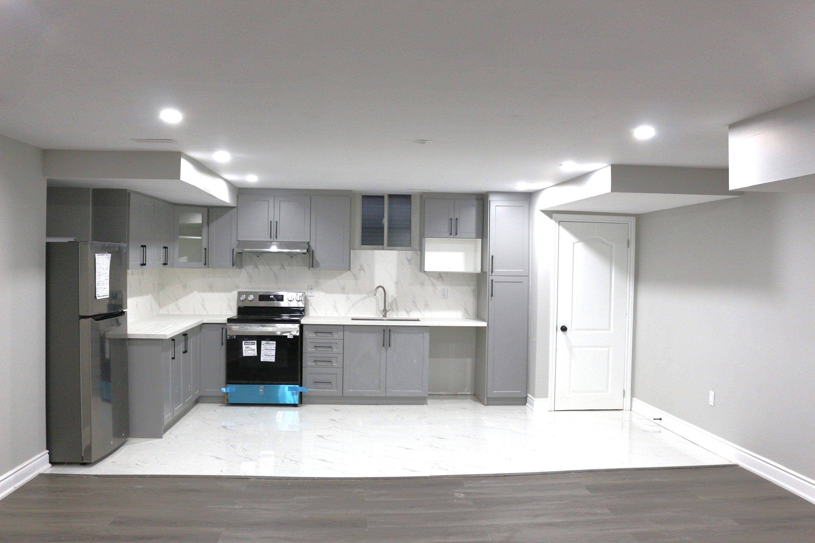 100 Rising Hill (bsmnt) RDG, Brampton, ON L6Y 6B2