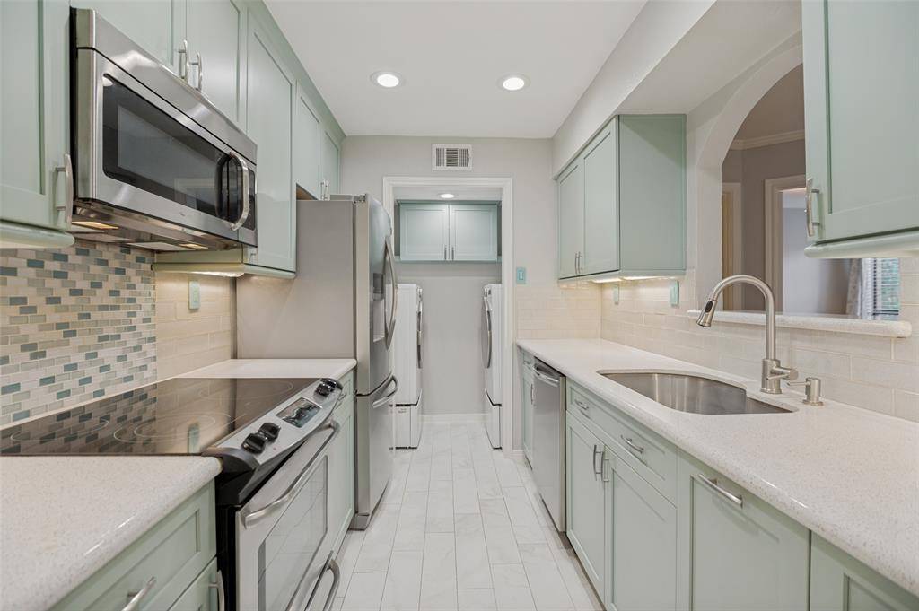 16301 Ledgemont Lane #263, Addison, TX 75001