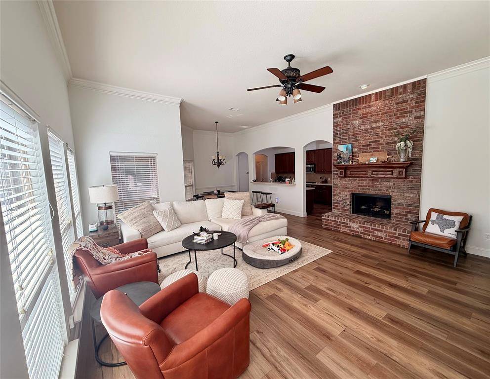 10261 Limbercost Lane, Frisco, TX 75035