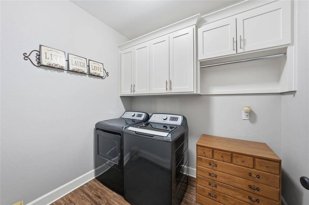 7222 Neches Street, Athens, TX 75752