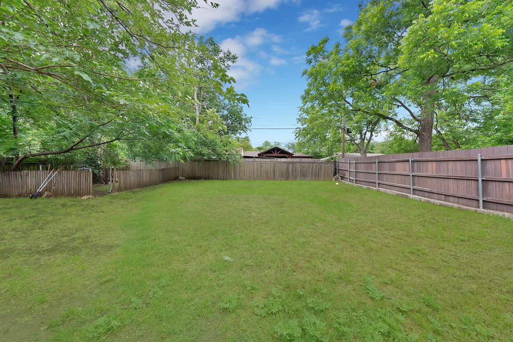 2904 Raton Drive, Fort Worth, TX 76116