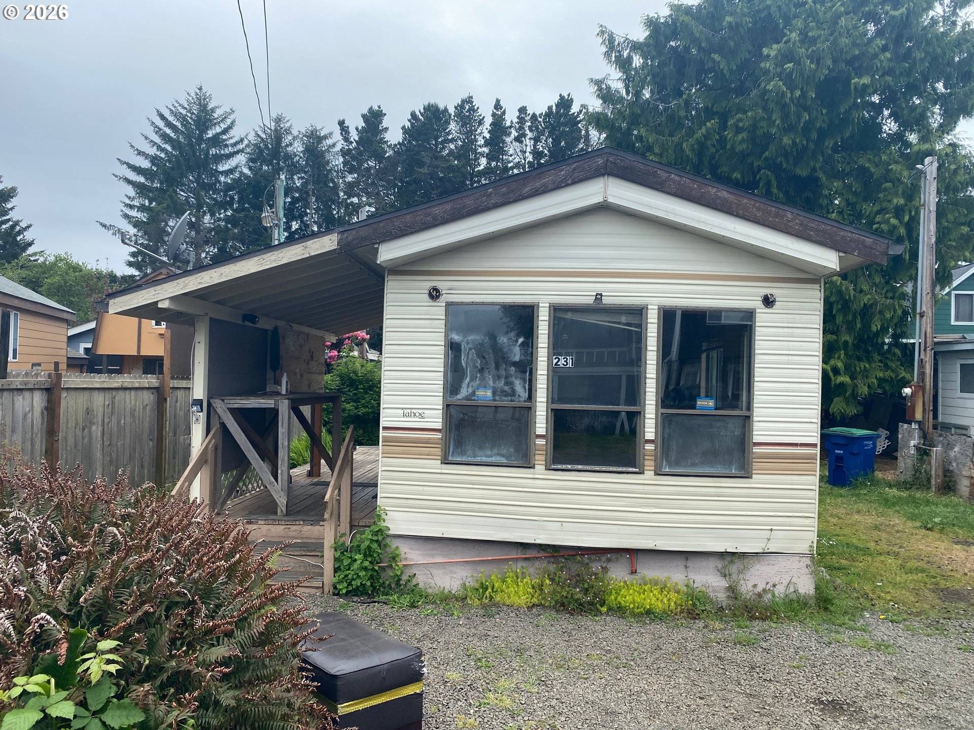 231 SE NEPTUNE AVE, Lincoln City, OR 97367