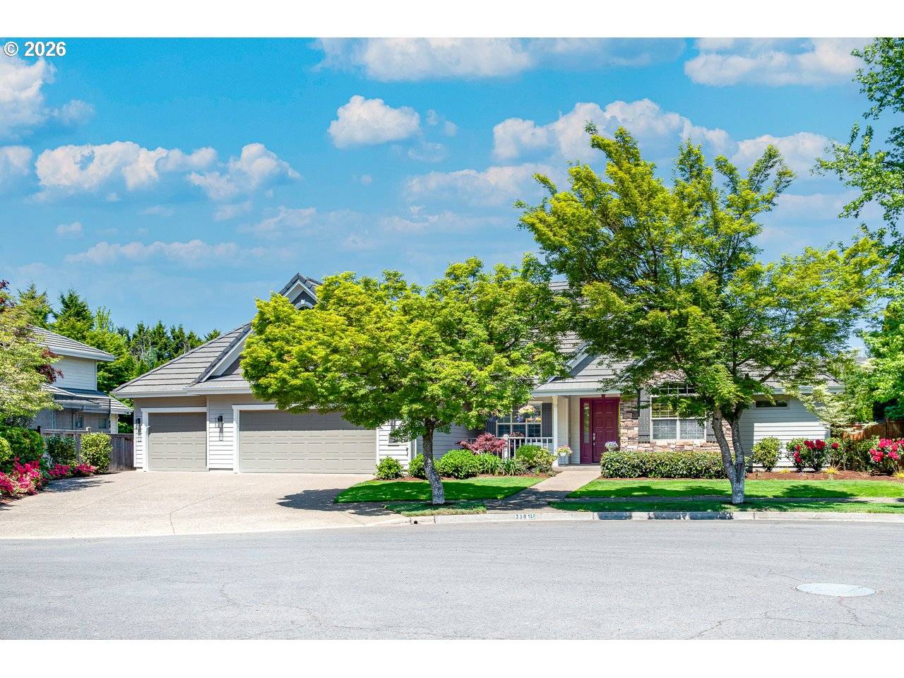 3381 ROSEMONT WAY, Eugene, OR 97401