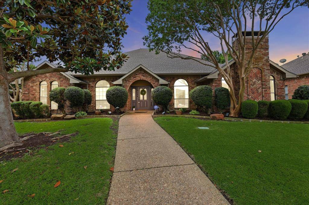 1516 Glastonbury Drive, Plano, TX 75075