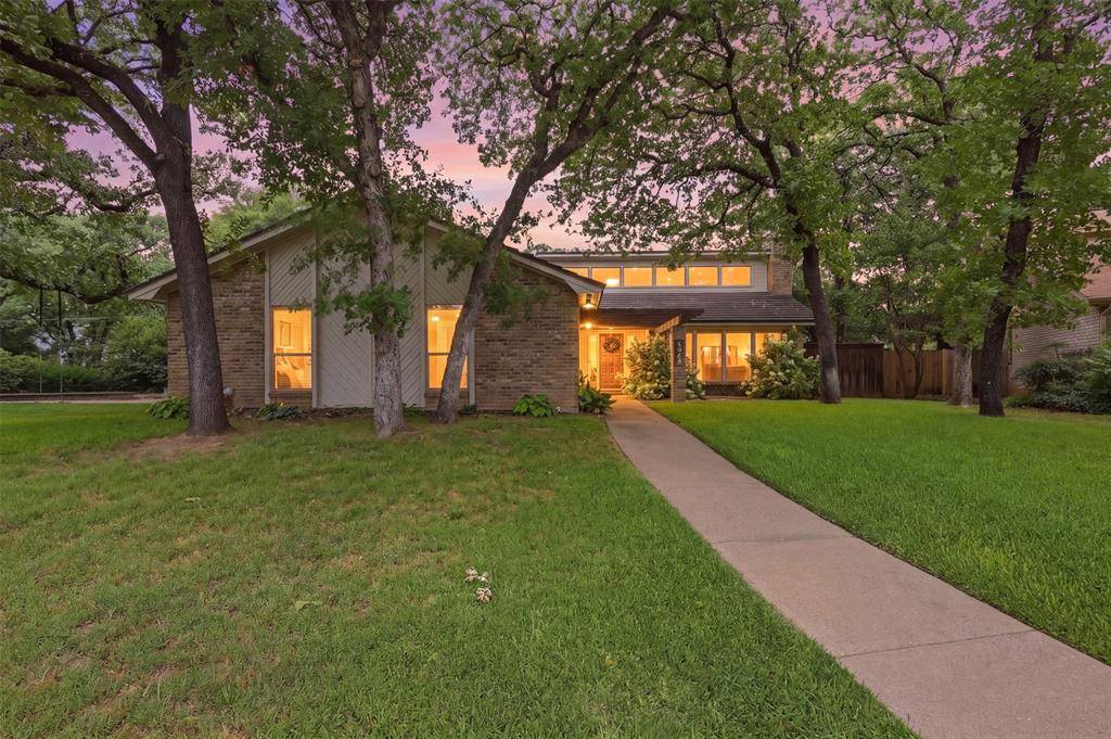 5800 Thoreau Lane, Arlington, TX 76016