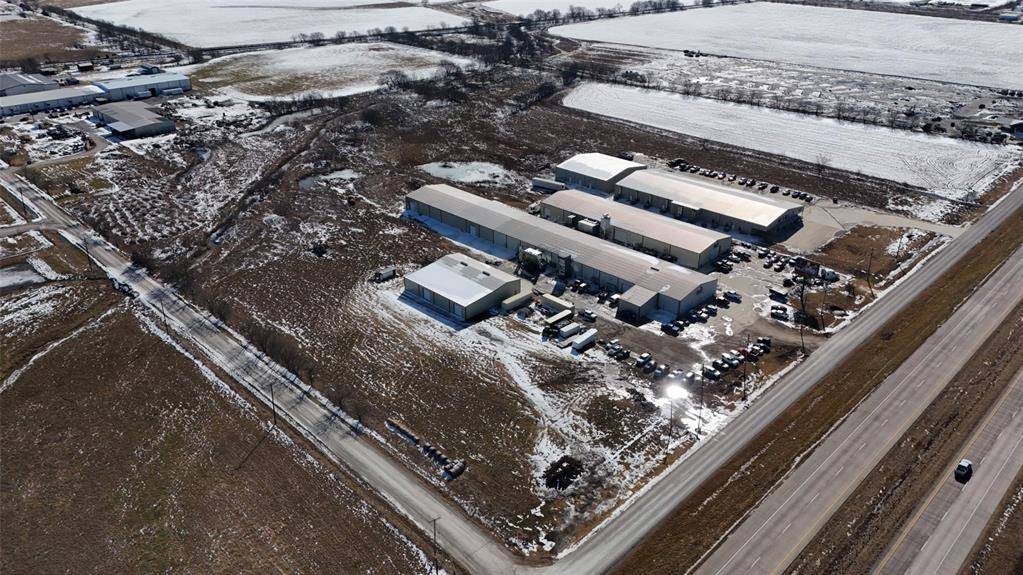 12699 I-35, Valley View, TX 76272