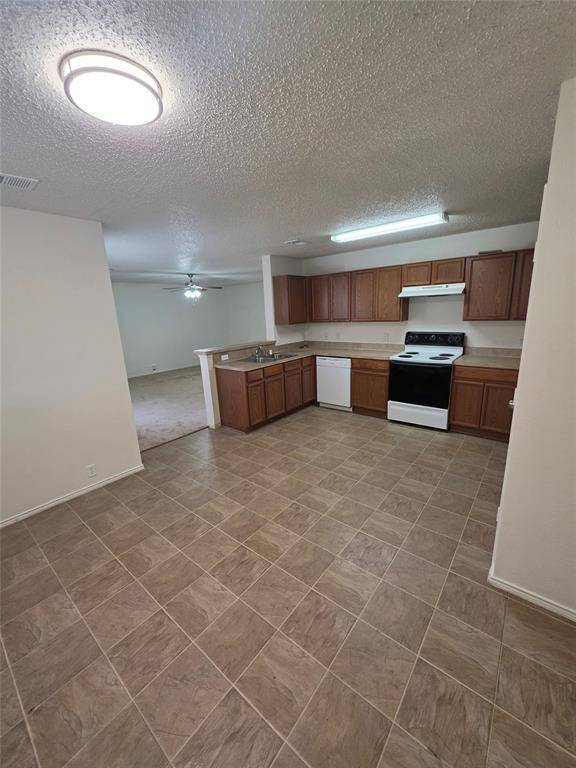 725 Trinity Lane, Dallas, TX 75241