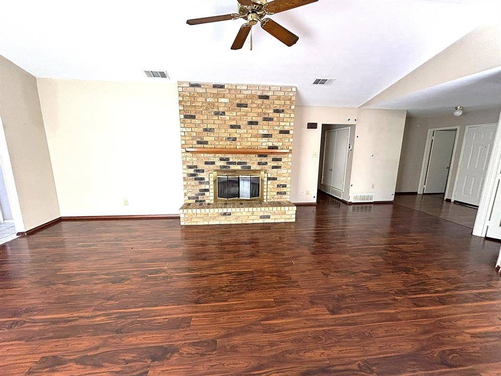 4121 Driscoll Drive, The Colony, TX 75056