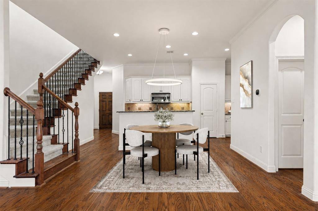 8813 Tudor Place, Dallas, TX 75228