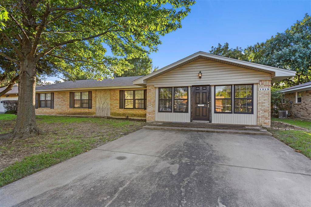 1219 Stanley Street, Denton, TX 76201