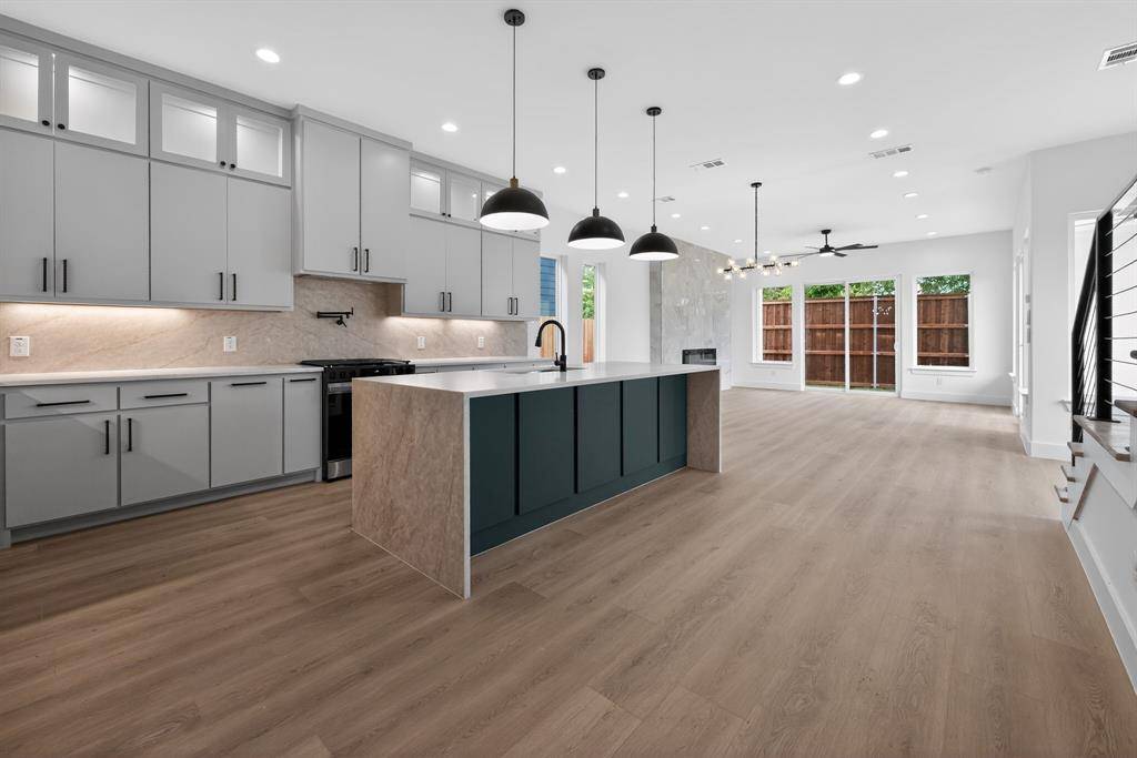 2633 Peabody Avenue, Dallas, TX 75215