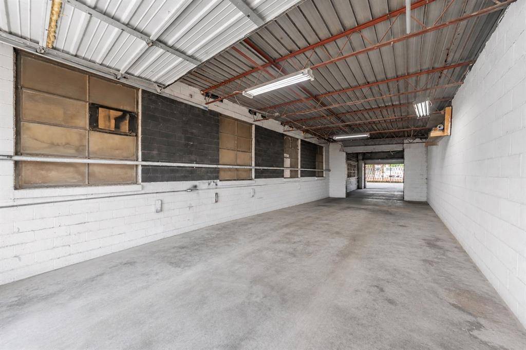 2905 Bryan Avenue, Fort Worth, TX 76104
