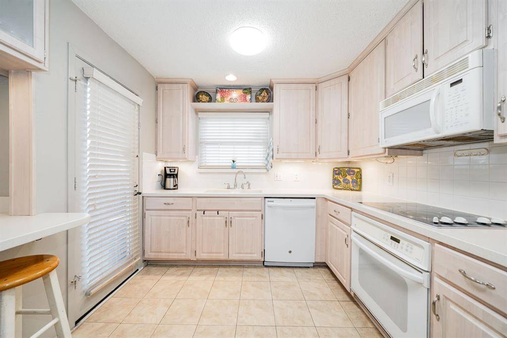 5335 Bent Tree Forest Drive #170, Dallas, TX 75248