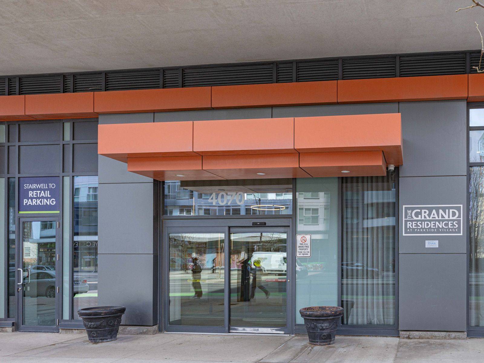 4070 Confederation Pkwy #1507, Mississauga, ON L5B 0E9