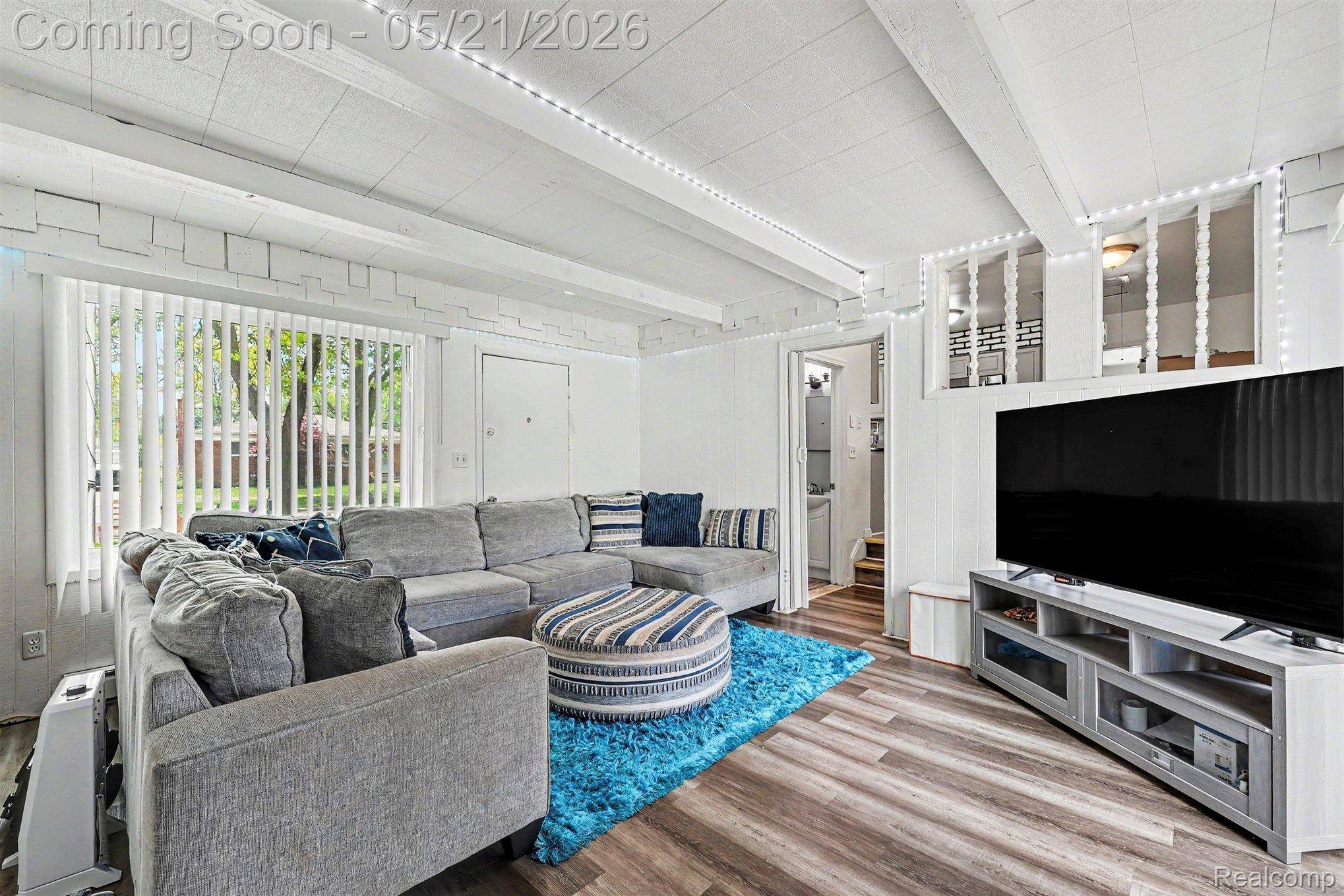 28326 Alden ST, Madison Heights, MI 48071