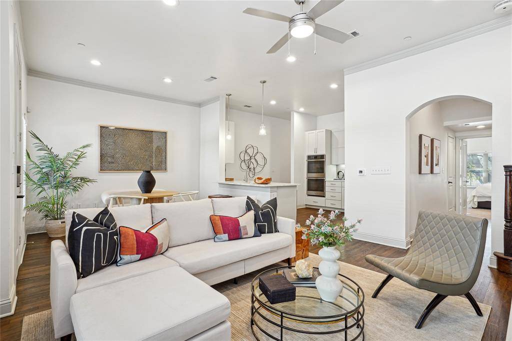 4201 Lomo Alto Drive #4736, Highland Park, TX 75219