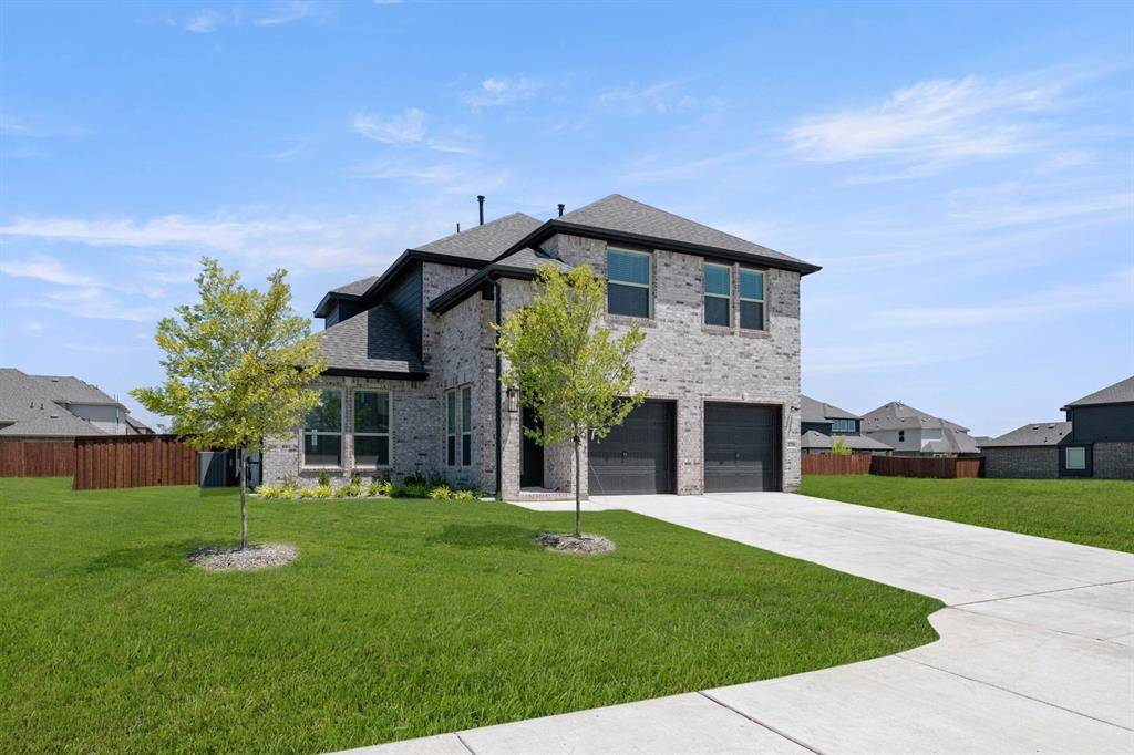 3739 Ironwood Street, Midlothian, TX 76065